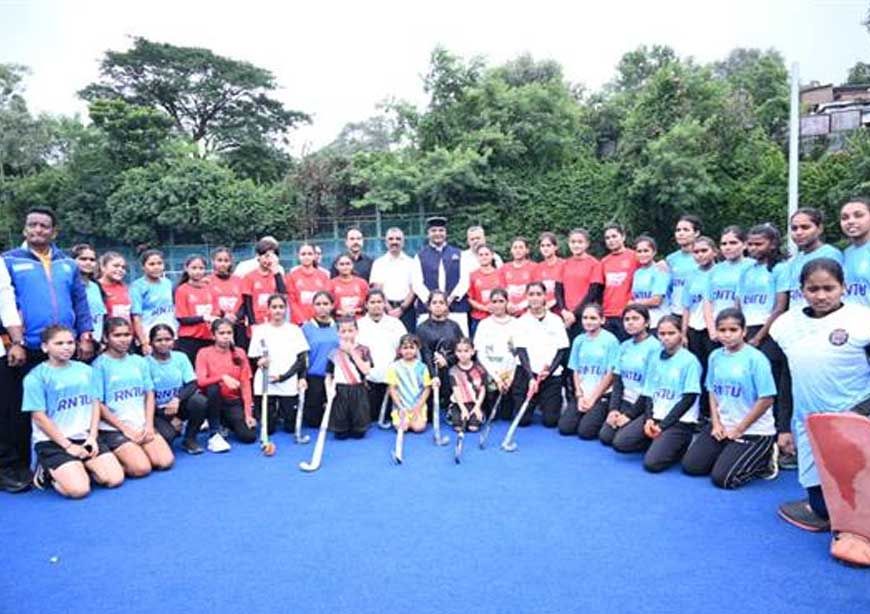 मध्यप्रदेश में नन्हे खिलाड़ियों के लिए बड़ी पहल, 6 से 12 साल के बच्चों हेतु बनेगा हॉकी फीडर सेंटर