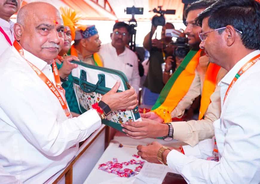 जगदीश देवड़ा का कांग्रेस पर तंज, बोले- जातियों के नाम पर लोगों को लड़ाना ही इनका काम