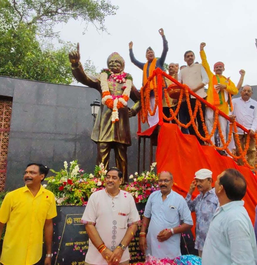 लखनऊ के चौक में फ्रेगरेंस पार्क का लोकार्पण, राजनाथ सिंह बोले- विकास लोगों के जीवन में महसूस होना चाहिए