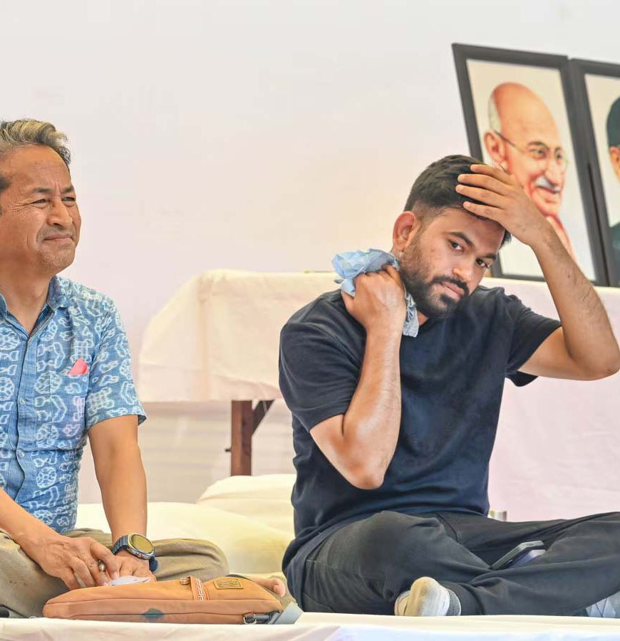 ‘खून से लिखकर गारंटी नहीं दे सकता कि भ्रष्ट नहीं होंगे’, CJP नेताओं पर सोनम वांगचुक का बड़ा बयान