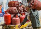 ग्रामीण LPG उपभोक्ताओं को बड़ी राहत, अब 25 दिन में बुक होगा सिलेंडर