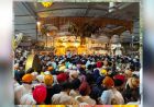Golden Temple में प्रकाश पर्व की धूम, हरिमंदिर साहिब में उमड़ा श्रद्धालुओं का सैलाब