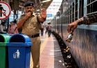 रेलवे स्टेशन पर कचरा फेंकना या थूकना पड़ेगा महंगा, देना होगा 1000 रुपये जुर्माना
