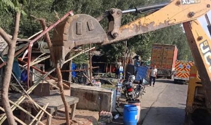 करनाल में NH-44 पर NHAI का अतिक्रमण विरोधी अभियान, हटाए अवैध कब्जे