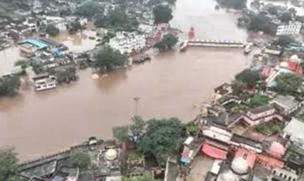 चित्रकूट में घटा मंदाकिनी का जलस्तर, 688 लोगों का रेस्क्यू, सीएम योगी के निर्देश पर राहत-बचाव अभियान जारी