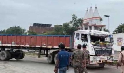 मुरैना में कृष्ण जन्मोत्सव से लौट रही 3 महिलाओं को ट्रक ने कुचला, मौके पर मौत