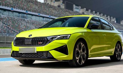 Skoda Octavia RS की भारत में दमदार वापसी, लॉन्च से पहले ही बिक गई थीं सभी कारें