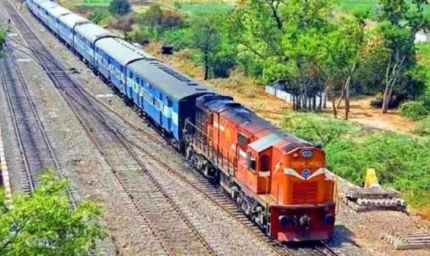 त्योहारों में घर जाना होगा आसान, दो जोड़ी फेस्टिवल स्पेशल ट्रेनों के बढ़े फेरे