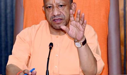 शिक्षा में राजनीति का कोई स्थान नहीं: सीएम योगी