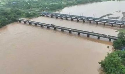 जबलपुर में नर्मदा का रौद्र रूप, 10 फीट बढ़ा जलस्तर; रेलवे ने 109 कर्मचारियों को किया तैनात