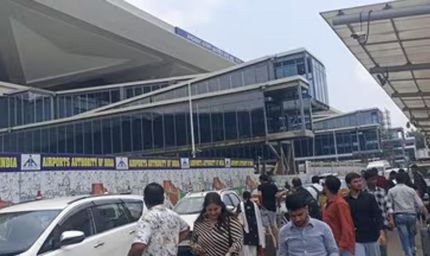 पटना एयरपोर्ट पर अब ऐप से बुक होगी पार्किंग, रियल टाइम में दिखेगा स्लॉट का स्टेटस