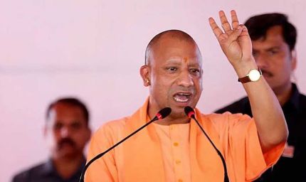 बाढ़ में योगी सरकार का राहत अभियान जारी, 6.83 लाख लंच पैकेट व 1.11 लाख से ज्यादा बाढ़ राहत किट बांटे