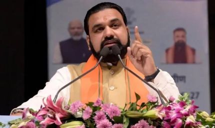 पटना में VIP ड्यूटी से गायब मिली महिला सिपाही सस्पेंड, गृहरक्षक पर भी होगी कार्रवाई