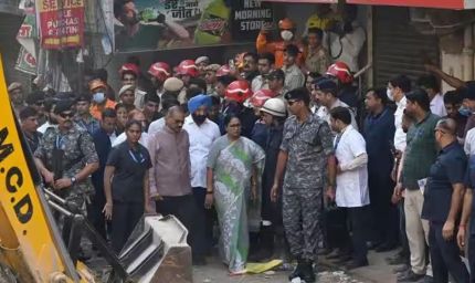 बिल्डिंग हादसे के घायलों को CM रेखा गुप्ता का बड़ा ऐलान, मिलेगा ₹5 लाख मुआवजा
