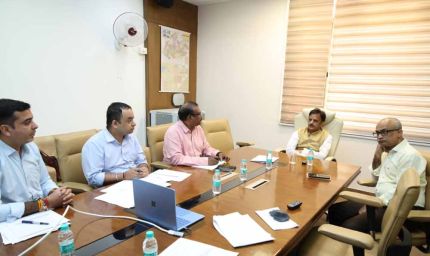 नर्सिंग छात्रों के परीक्षा परिणाम के संबंध में उप मुख्यमंत्री शुक्ल ने की समीक्षा