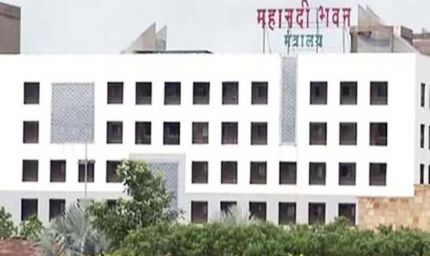 काम नहीं करने वाले ठेकेदारों पर लोक निर्माण विभाग की बड़ी कार्रवाई, 6 ठेकेदार ब्लैकलिस्टेड