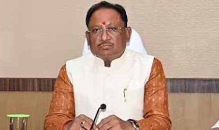 वायरल वीडियो पर CM साय का एक्शन, अंबिकापुर की खराब सड़क पर कलेक्टर को दिए तत्काल सुधार के निर्देश