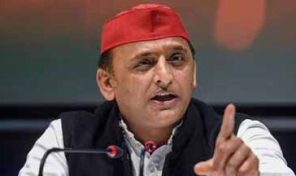अखिलेश के ‘चवन्नी’ वाले तंज पर भड़के जयंत, बोले- मुंह खोल दिया तो खड़े होने की जगह नहीं बचेगी