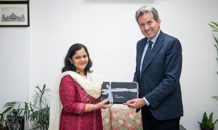 चिकित्सा एवं स्वास्थ्य विभाग की प्रमुख शासन सचिव गायत्री राठौड़ से मिले यूनिसेफ़ के उप प्रतिनिधि जेस्पर मोलर