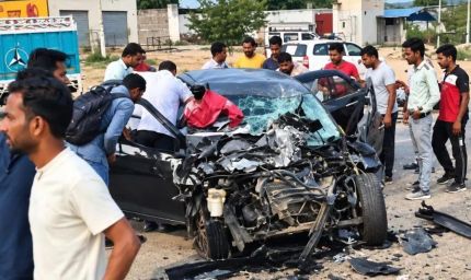 राजस्थान में भीषण सड़क हादसा, डंपर-कार की टक्कर में पति-पत्नी और बेटी समेत 4 की मौत