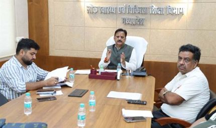 उप मुख्यमंत्री शुक्ल ने प्रदेशवासियों से स्वैच्छिक रक्तदान की अपील की
