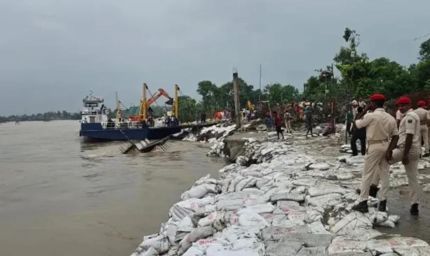 भागलपुर के राघोपुर में 32 साल से गंगा का कहर, करोड़ों खर्च के बाद भी कटाव जारी