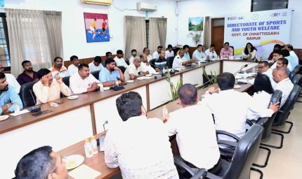 खेल संघों के साथ समन्वय से खिलाड़ियों को मिलेंगे ज्यादा मंच, खेल गतिविधियों में तेजी के निर्देश