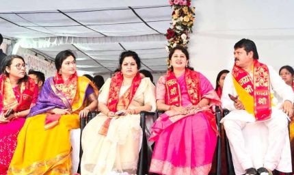 रायपुर के महादेव घाट पर भव्य महाआरती, CM विष्णुदेव साय समेत कई जनप्रतिनिधि हुए शामिल