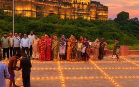 अटेर में 1500 दीपों से जगमगाया जनपद पंचायत परिसर, अटेर किला भी दीपों से हुआ रोशन