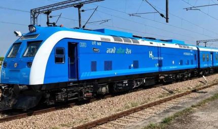 2600 सीटें, यात्री सिर्फ 40-60! हाइड्रोजन ट्रेन की हालत देख रेलवे ने बनाया नया प्लान