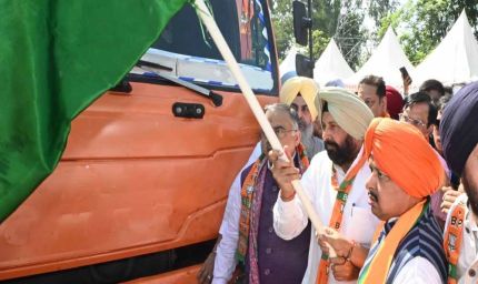 बीजेपी की ‘नशा मुक्त पंजाब यात्रा’ पर बवाल, फतेहगढ़ साहिब में फाड़े गए पोस्टर