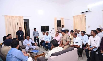 सेवा संकल्प अभियान की तैयारियों की समीक्षा, प्रभारी मंत्री लखनलाल देवांगन ने दिए जरूरी निर्देश