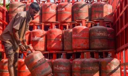 LPG Cylinder पर बड़ा अपडेट, 1 अक्टूबर से Aadhaar Biometric Authentication होगा अनिवार्य