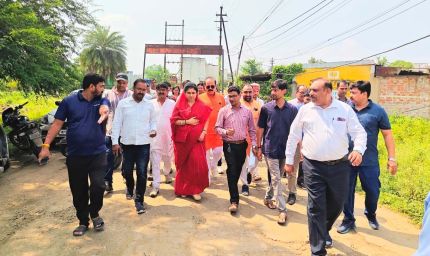 अवधपुरी में सड़कों का निरीक्षण, गड्ढे तुरंत भरने के निर्देश