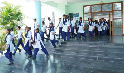 संघर्ष से कक्षाओं तक: कैसे आस्था गुरुकुल दंतेवाड़ा में जीवन का पुनर्निर्माण कर  रहा है