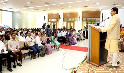 मध्यप्रदेश सरकार ने विगत एक वर्ष में उपलब्ध कराये है 85 हजार युवाओं को रोजगार और सेवा के अवसर : मुख्यमंत्री डॉ. यादव