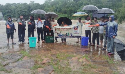 सेवा मेरा योगदान’ अभियान के तहत जल स्रोतों की साफ-सफाई