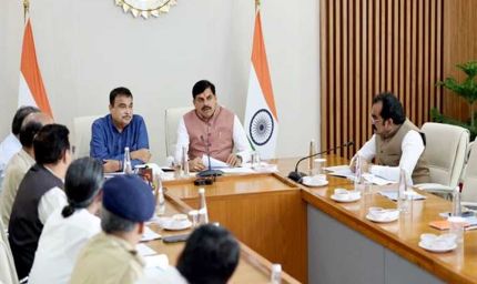 प्रदेश में तेजी से हो रहा हैं सड़क परियोजनाओं का क्रियान्वयन : मुख्यमंत्री डॉ. यादव