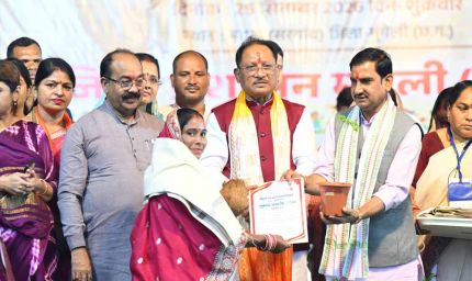 आंगन मिलन सेवा से उत्सव स्थल बने आंगनबाड़ी केंद्र, पहले दिन 97 हजार से अधिक लोगों की सहभागिता
