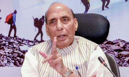 राजनाथ सिंह की पाकिस्तान को दो टूक, बोले- शांति चाहते हैं, कमजोरी न समझे कोई