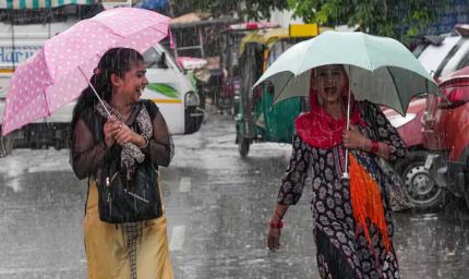 पंजाब में बदला मौसम, 13 जिलों में अलर्ट; जालंधर में तेज बारिश