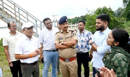 जांजगीर-चांपा में उफान पर महानदी, कलेक्टर-SP ने बाढ़ प्रभावित इलाकों का लिया जायजा