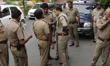 रीवा में पुलिस को बेहोश कर कुख्यात नशा तस्कर फरार