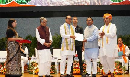 नई दिल्ली राष्ट्रीय कृषि सम्मेलन में शामिल हुए मंत्रीरामविचार नेताम