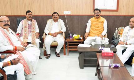 बिहार विधान परिषद की 8 सीटों पर NDA की तैयारी तेज, BJP दफ्तर में घटक दलों की बैठक