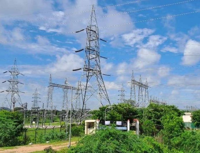 हरियाणा के 6105 गांवों में 24 घंटे बिजली सप्लाई, 5 महीने में बदलेंगे 91 हजार पोल