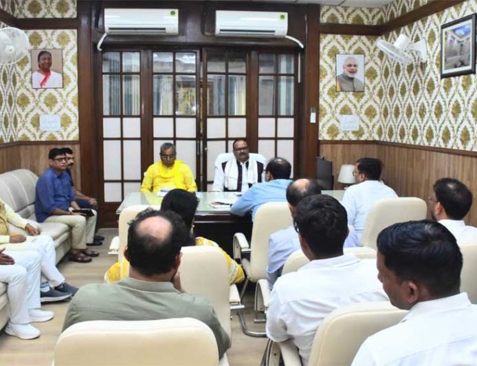 बॉन्डेड डॉक्टर्स का लागू होगा समान वेतनमान: ब्रजेश पाठक