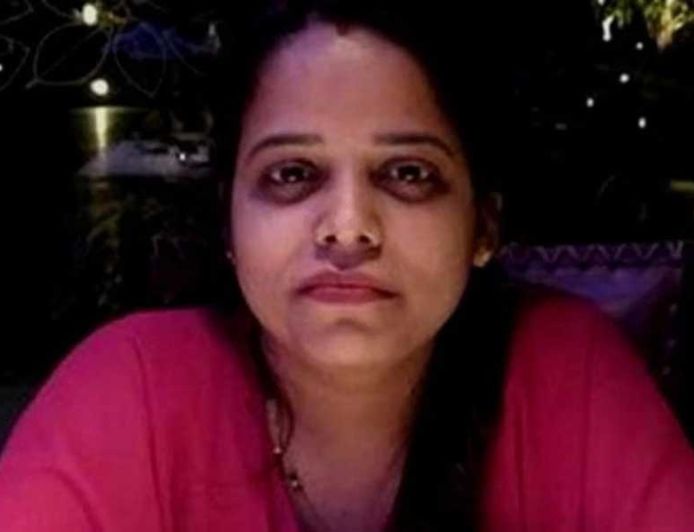 50 दिन में फिर ट्रांसफर, IAS नेहा बोलीं- 'हतोत्साहित हूं'; कर्मचारियों की धमकी की शिकायत पर हटाने का आरोप