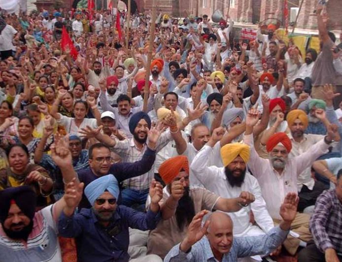 पंजाब में 13 दिन बाद खत्म हुई कर्मचारियों की हड़ताल, सरकार से मांगों पर बनी सहमति