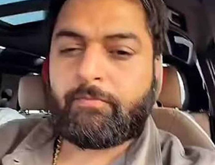 पंजाबी गायक गुलाब सिद्धू के घर पर अंधाधुंध फायरिंग, गैंगस्टर डोली बल्ल ने ली जिम्मेदारी